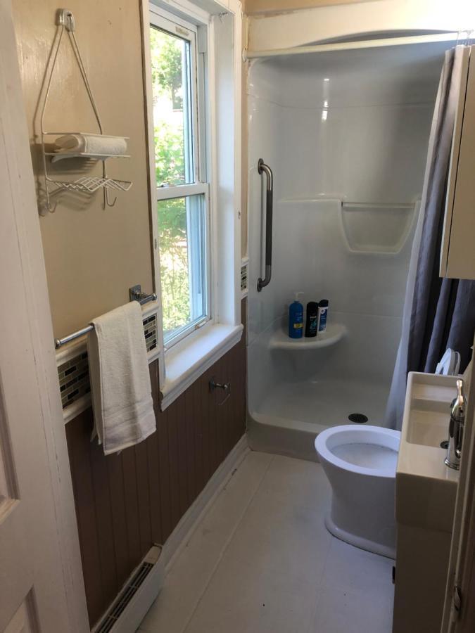 Entire Detached 3-Bedrooms Cute Home In Cornwall Area 외부 사진
