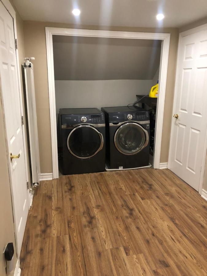 Entire Detached 3-Bedrooms Cute Home In Cornwall Area 외부 사진